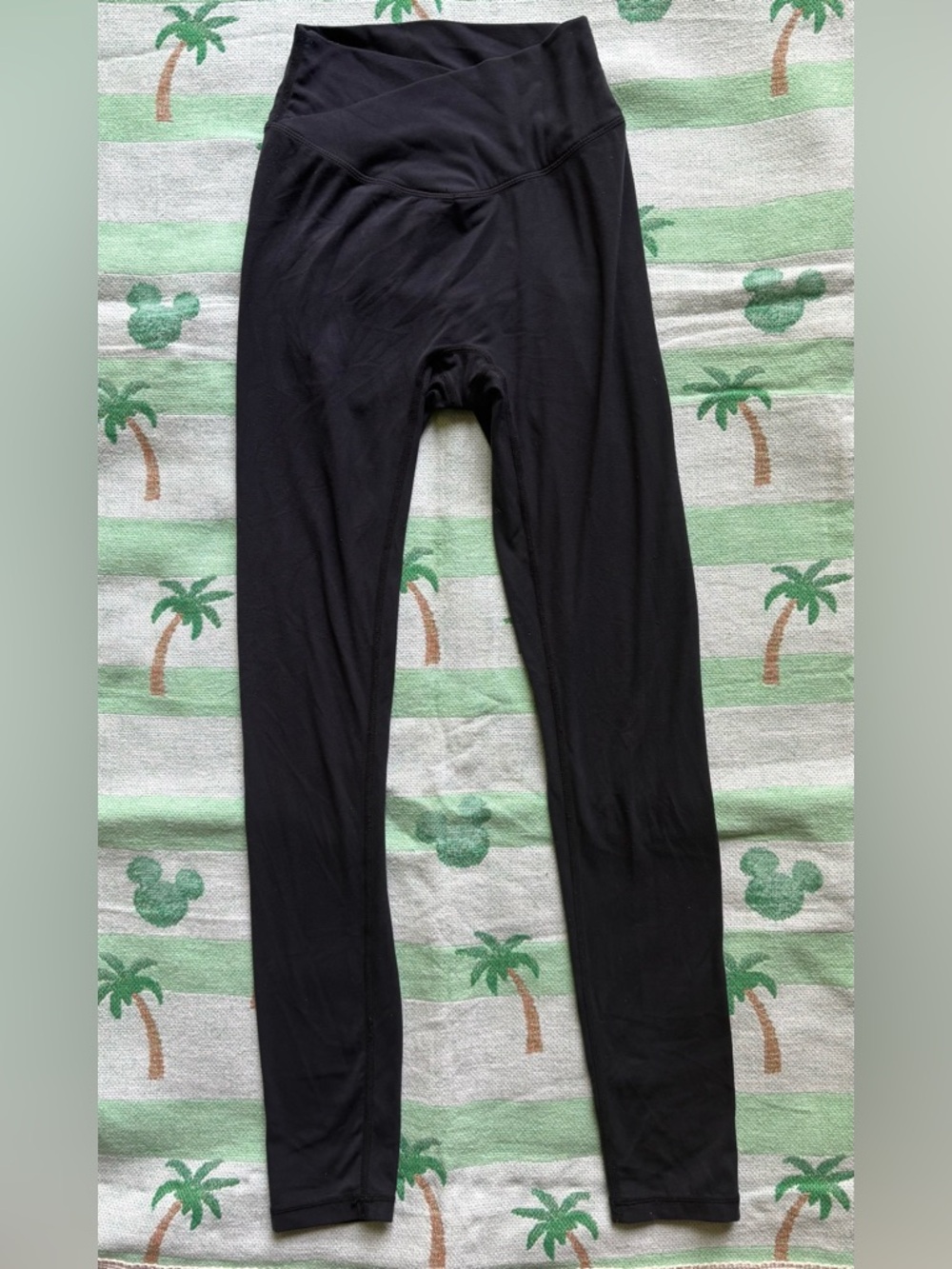 Paragon women’s Black Leggings (bin 1)